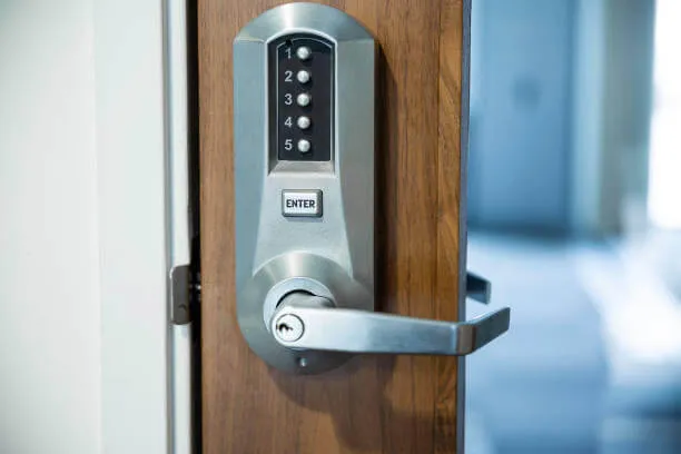 The Critical Role of Locksmiths in Emergency Access Control Solutions